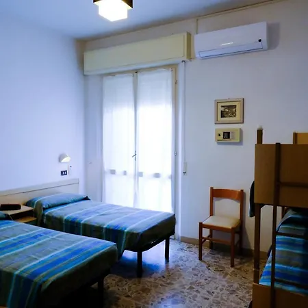 Hotel Chiara-3